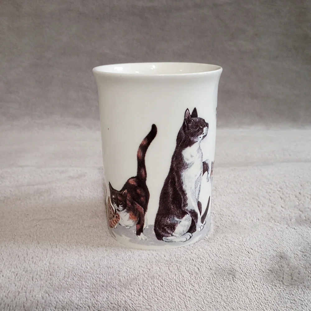 Vintage 1989 Roy Kirkham England Bone China Cat Lovers Mug Cup